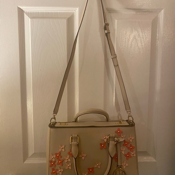 Henri Bendel Cream and Pink Floral Satchel - Picture 4 of 8